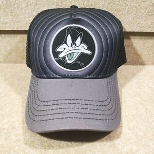 Warner Bros. Daffy Duck Trucker Mesh Snapback Hat #U